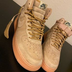 Air Force 1 High '07 LV8 WB